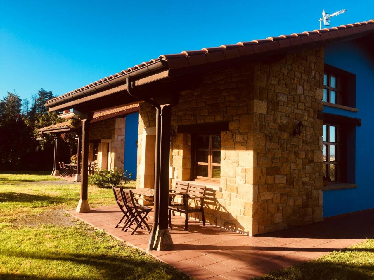 Apartamentos Rurales Azabache Вилавичоза Екстериор снимка